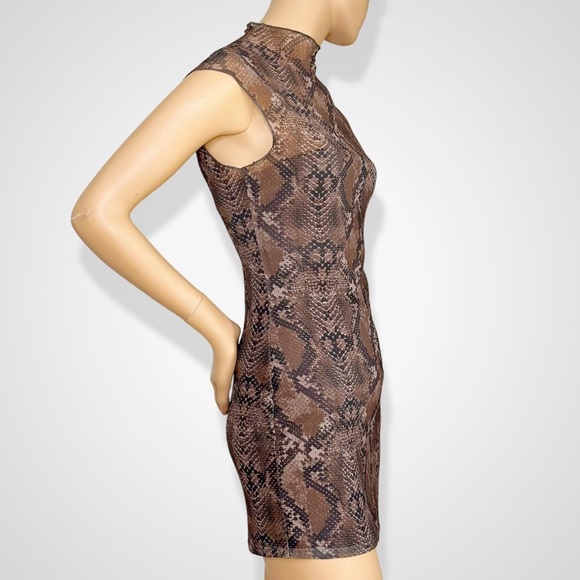 H:OURS Minju Mini Dress - Acid Snake - Picture 5 of 12